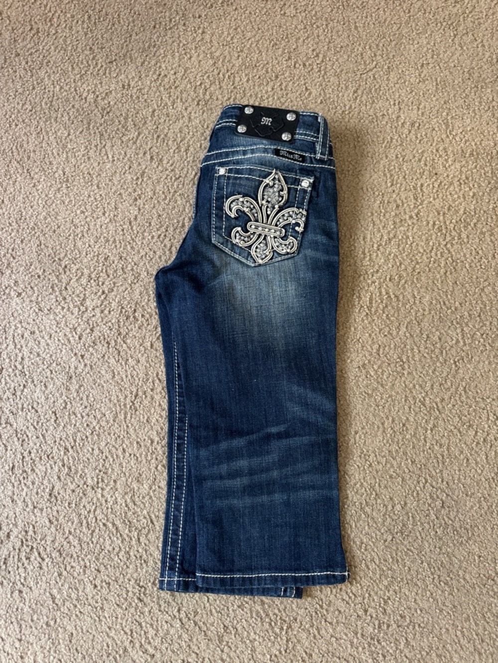 Miss Me Dark Blue Embellished Fleur-de-Lis Capri Pants